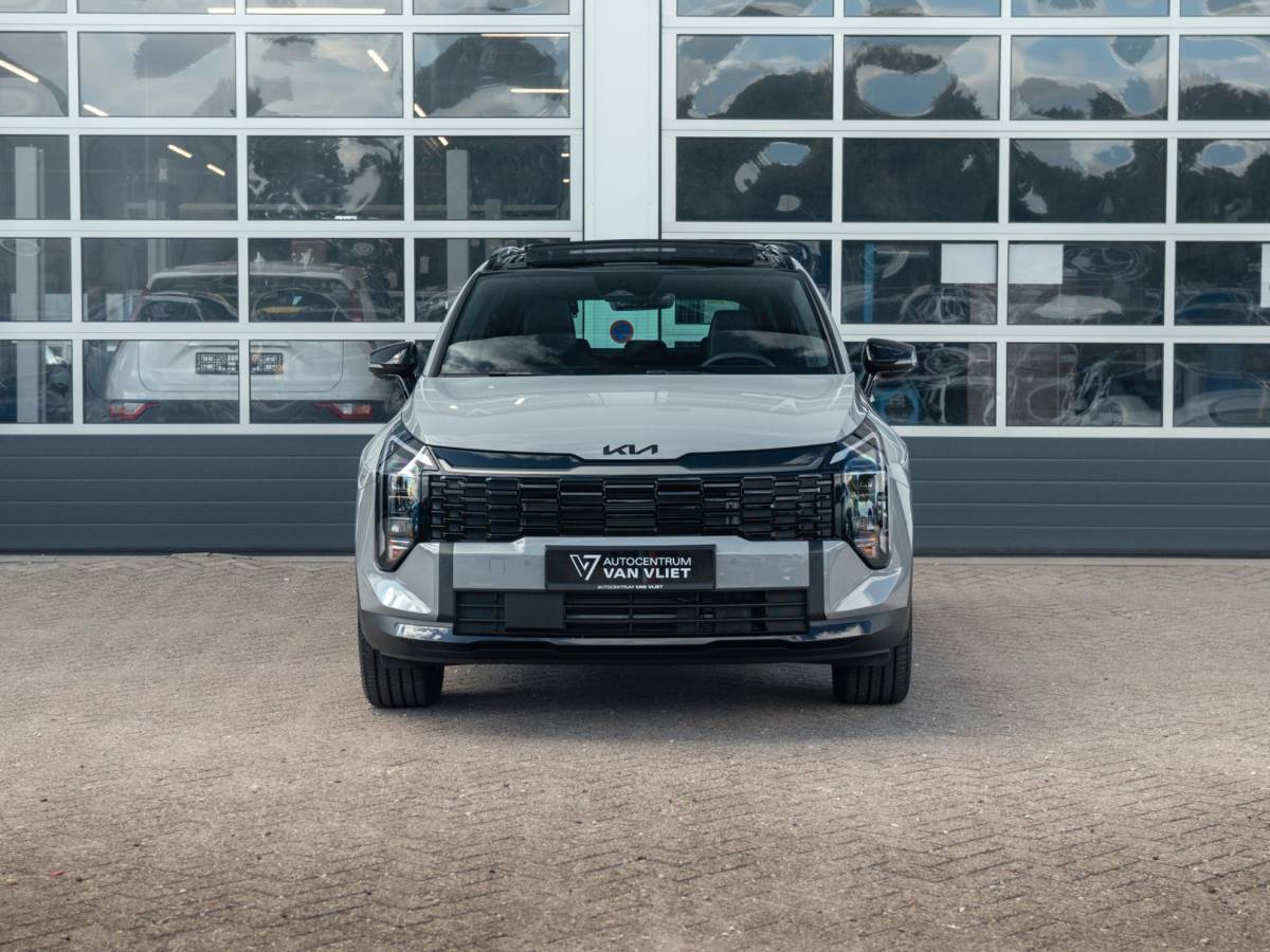Kia Sportage Kia Sportage 1.6 T-GDi Plug-in Hybrid Black Edition Advanced | Direct leverbaar | Full Options | o.a. 19″Velgen | Pano dak | Stoelverw. achterbank | Direct leverbaar!