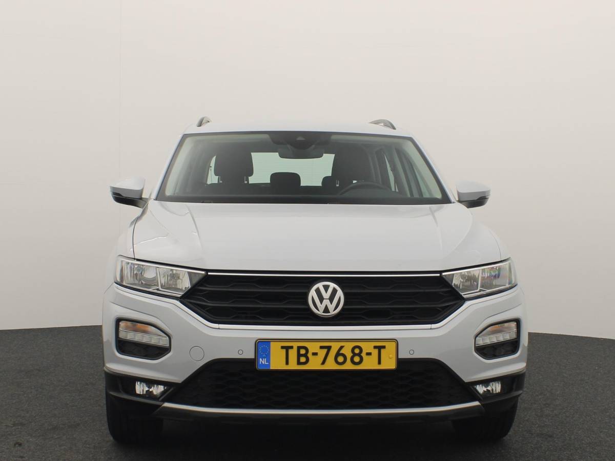 Volkswagen T-Roc Volkswagen T-Roc 1.0 TSI Style TREKHAAK / CAMERA / VIRTUAL / STOELVERW / CARPLAY / NAVI / CLIMA / PDC / BLUETOOTH / ACC / NL-AUTO