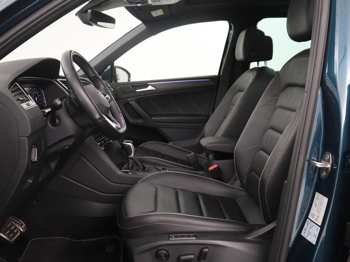 Volkswagen Tiguan Volkswagen Tiguan 1.5 eHybrid Life Edition | SOH 91,0% | Panoramadak | Memory | Leder | Stuur/stoel verwarming | Adaptive cruise | Sfeerverlichting | 360 camera | Park assist | Carplay | Elektrische achterklep