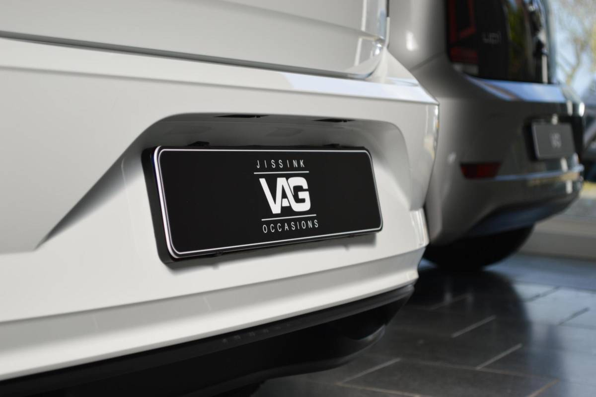 Volkswagen ID.3 Volkswagen ID.3 First Plus 58 kWh Pano Matrix Camera Massage SOH 93%