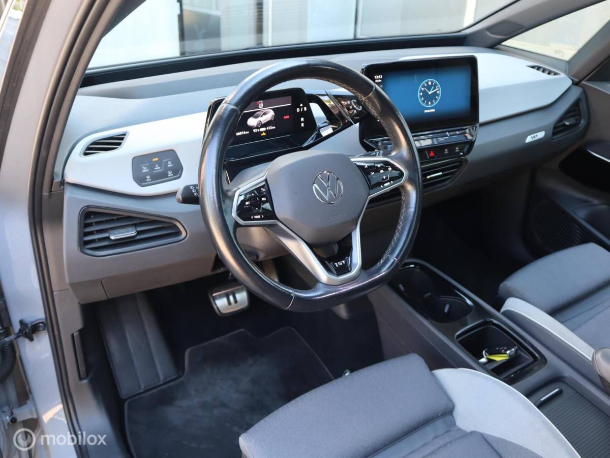 Volkswagen ID.3 Volkswagen ID.3 First Plus 58 kWh Pano Matrix Camera Massage SOH 93%