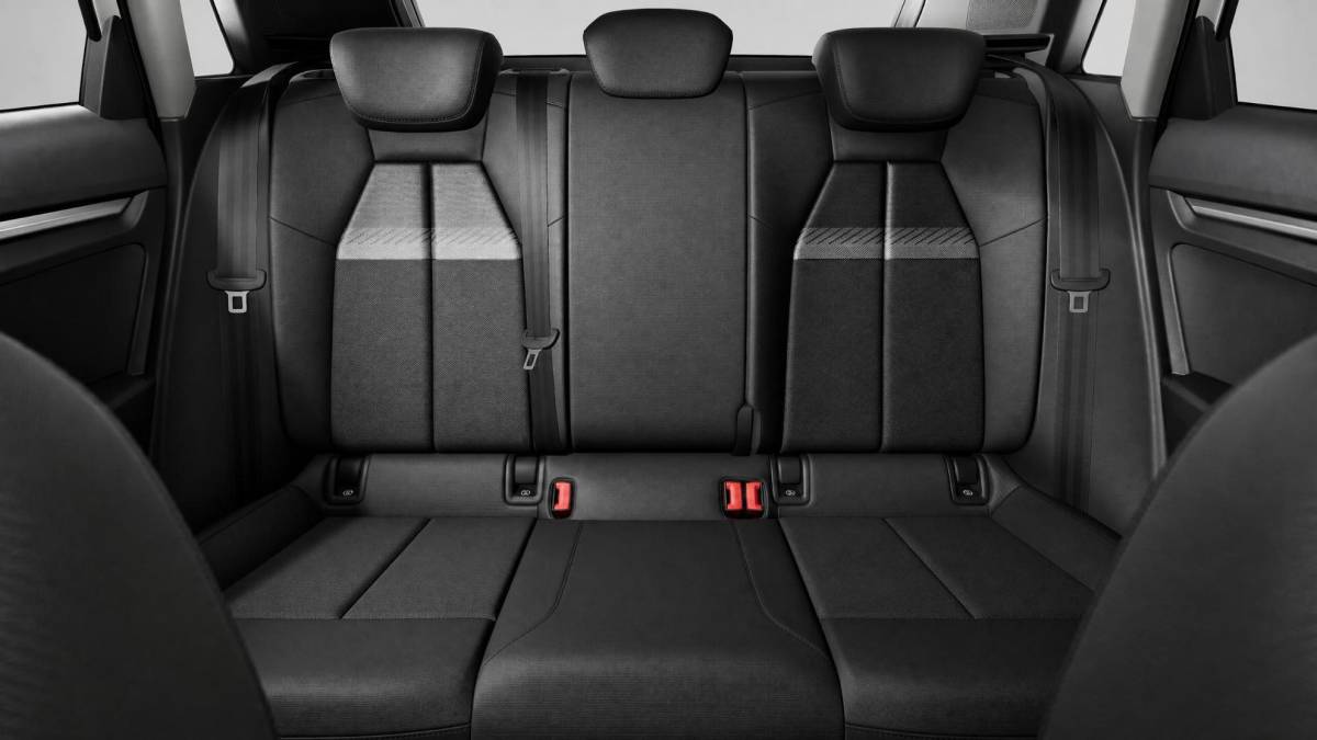 Audi A3 Audi A3 Sportback 30 TFSI Advanced edition 116 PK · Optiekpakket zwart plus · Afgevlakt stuurwiel · MEGA Sale