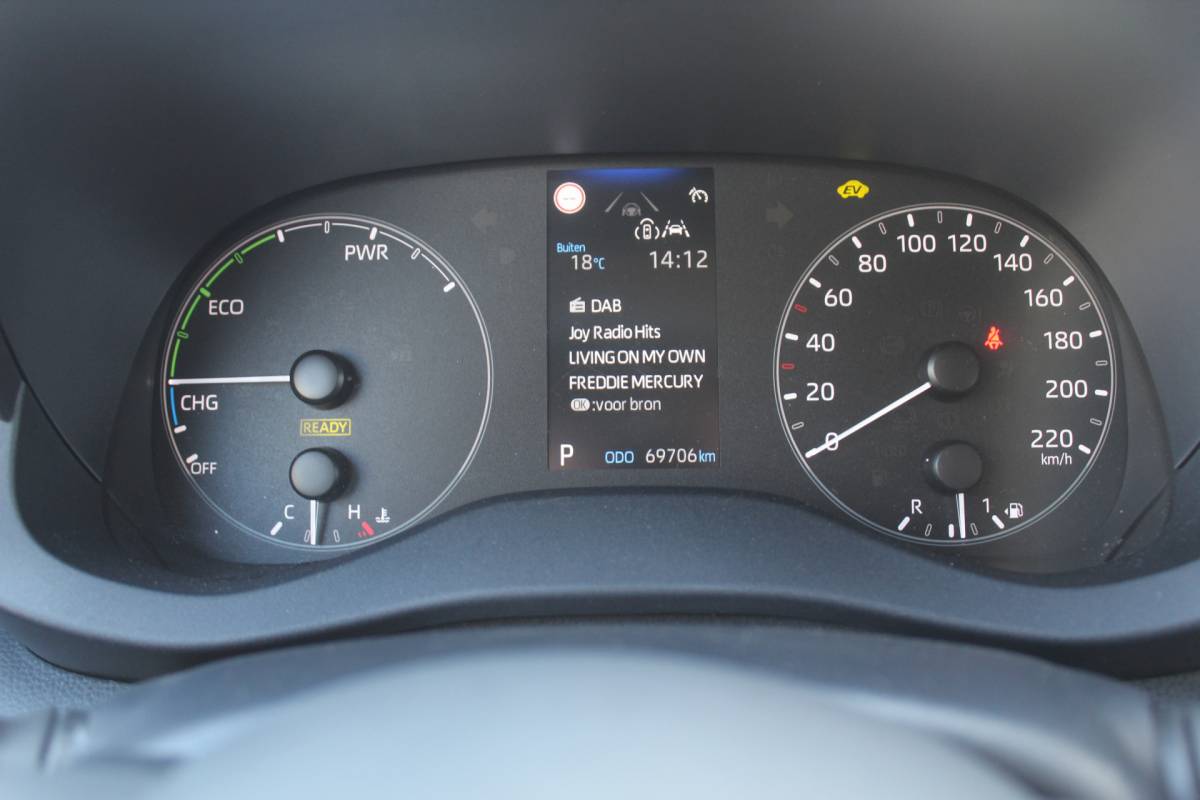 Mazda 2 Hybrid Mazda 2 Hybrid 1.5 Exclusive-line Cruise control adaptief met stop&go I Dodehoek detectie l Parkeersensor achter I Parkeersensor voor l Parkeercamera l Nieuw model