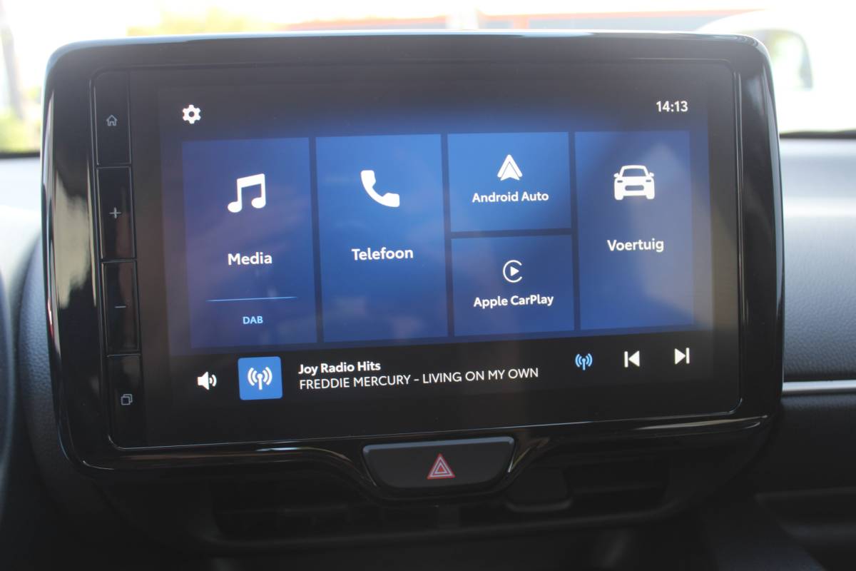 Mazda 2 Hybrid Mazda 2 Hybrid 1.5 Exclusive-line Cruise control adaptief met stop&go I Dodehoek detectie l Parkeersensor achter I Parkeersensor voor l Parkeercamera l Nieuw model