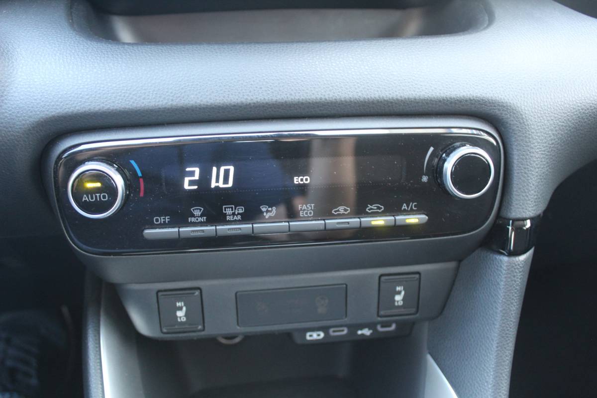 Mazda 2 Hybrid Mazda 2 Hybrid 1.5 Exclusive-line Cruise control adaptief met stop&go I Dodehoek detectie l Parkeersensor achter I Parkeersensor voor l Parkeercamera l Nieuw model