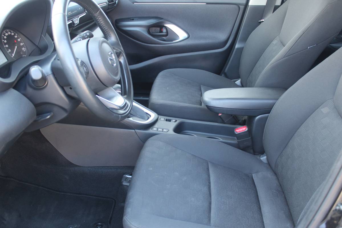 Mazda 2 Hybrid Mazda 2 Hybrid 1.5 Exclusive-line Cruise control adaptief met stop&go I Dodehoek detectie l Parkeersensor achter I Parkeersensor voor l Parkeercamera l Nieuw model