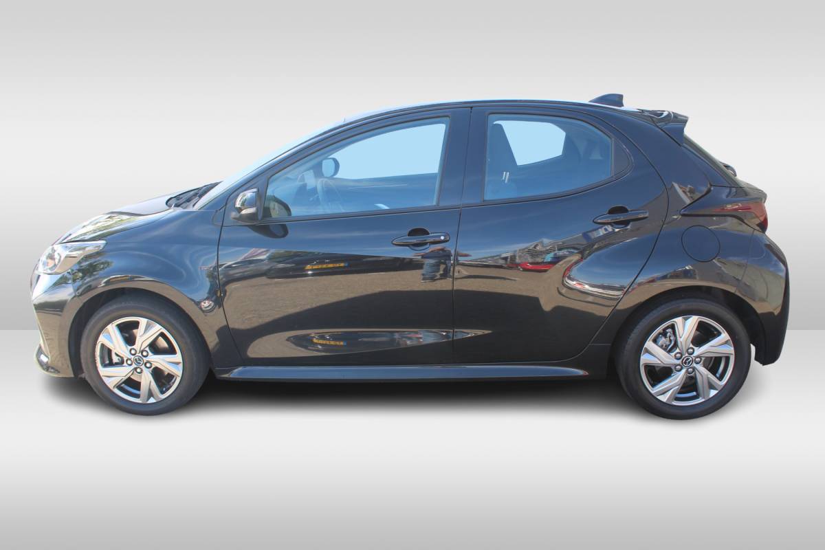 Mazda 2 Hybrid Mazda 2 Hybrid 1.5 Exclusive-line Cruise control adaptief met stop&go I Dodehoek detectie l Parkeersensor achter I Parkeersensor voor l Parkeercamera l Nieuw model