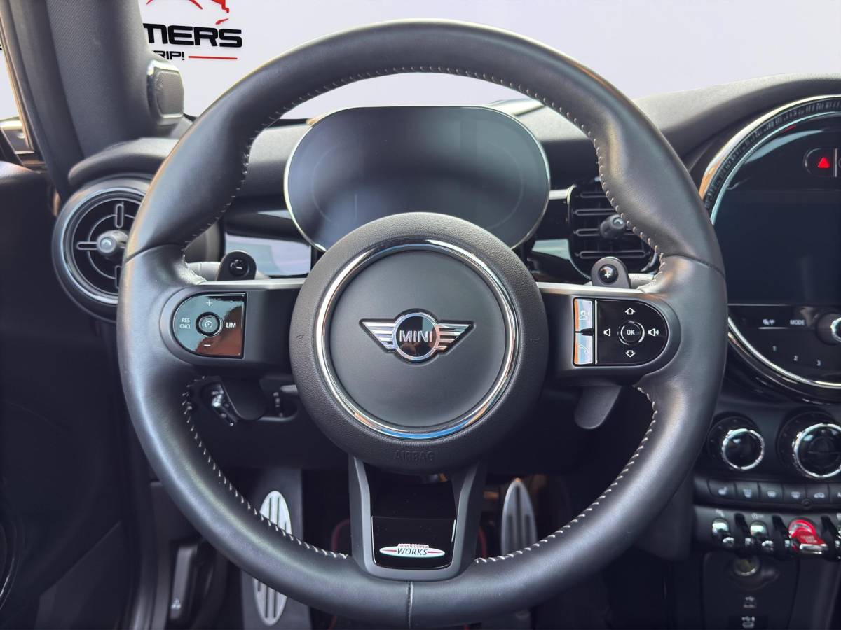 MINI 3-Deurs MINI 3-Deurs 2.0 John Cooper Works F1 JCW Pack /Apple Carplay/Panodak/Harman Kardon/Climate & Cruise Control/Adaptieve demping/Digital Dashboard/Keyless/18″BBS LMV/(MET GARANTIE*)