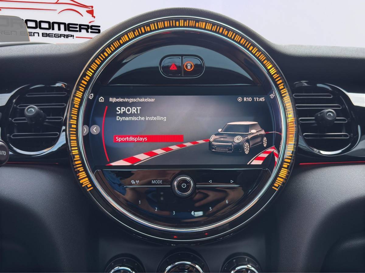 MINI 3-Deurs MINI 3-Deurs 2.0 John Cooper Works F1 JCW Pack /Apple Carplay/Panodak/Harman Kardon/Climate & Cruise Control/Adaptieve demping/Digital Dashboard/Keyless/18″BBS LMV/(MET GARANTIE*)