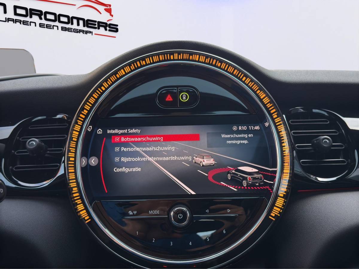 MINI 3-Deurs MINI 3-Deurs 2.0 John Cooper Works F1 JCW Pack /Apple Carplay/Panodak/Harman Kardon/Climate & Cruise Control/Adaptieve demping/Digital Dashboard/Keyless/18″BBS LMV/(MET GARANTIE*)