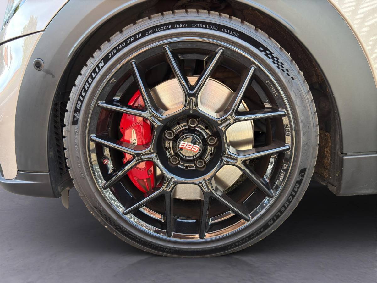 MINI 3-Deurs MINI 3-Deurs 2.0 John Cooper Works F1 JCW Pack /Apple Carplay/Panodak/Harman Kardon/Climate & Cruise Control/Adaptieve demping/Digital Dashboard/Keyless/18″BBS LMV/(MET GARANTIE*)