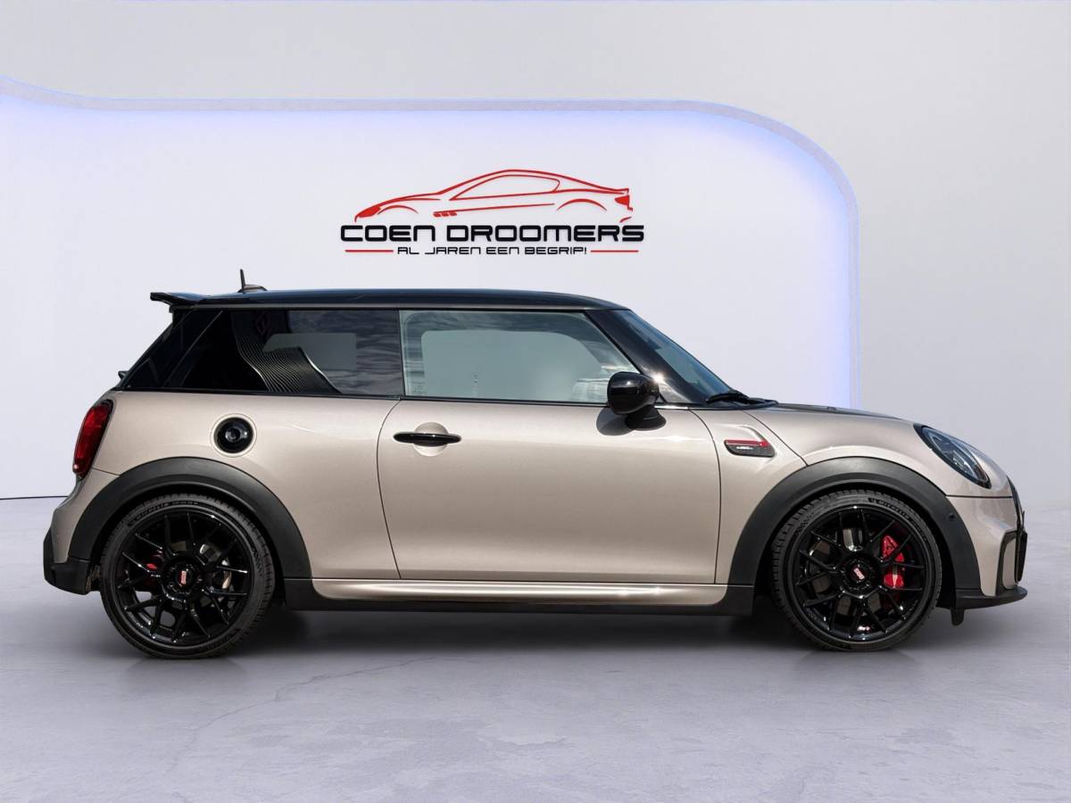 MINI 3-Deurs MINI 3-Deurs 2.0 John Cooper Works F1 JCW Pack /Apple Carplay/Panodak/Harman Kardon/Climate & Cruise Control/Adaptieve demping/Digital Dashboard/Keyless/18″BBS LMV/(MET GARANTIE*)