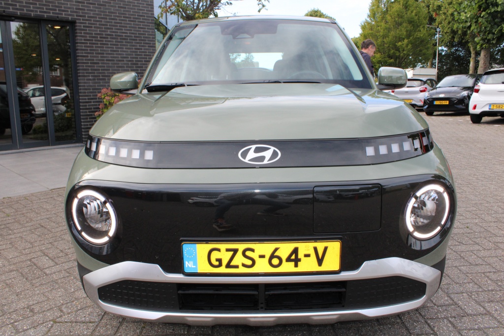 Hyundai Inster Hyundai INSTER E-Motion 49 kWh Navi/led/Cam/Pdc/Carplay “RIJKLAARPRIJS”