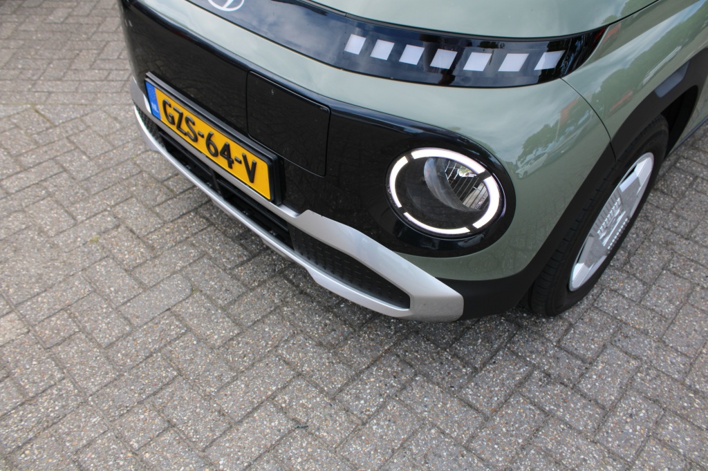 Hyundai Inster Hyundai INSTER E-Motion 49 kWh Navi/led/Cam/Pdc/Carplay “RIJKLAARPRIJS”