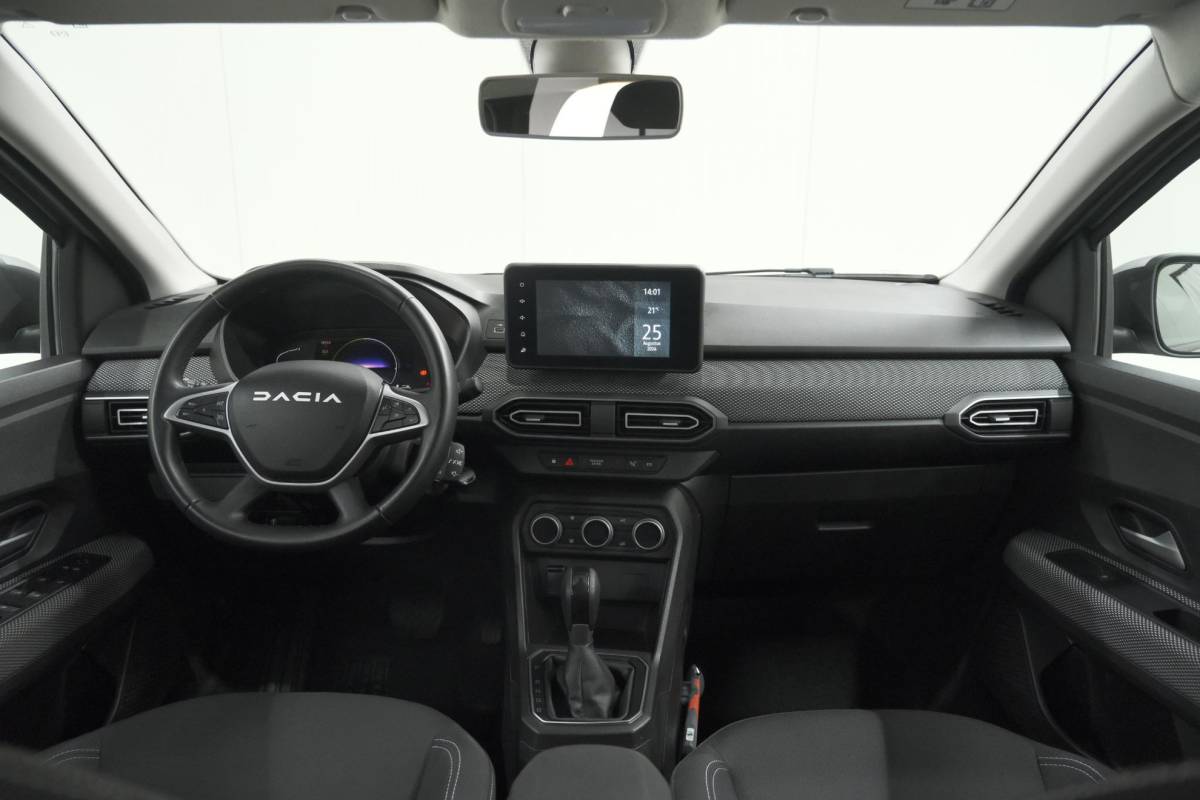 Dacia Jogger Dacia Jogger 1.6 Hybrid 140 Expression | 7 Zitplaatsen | Apple Carplay | Parkeersensoren