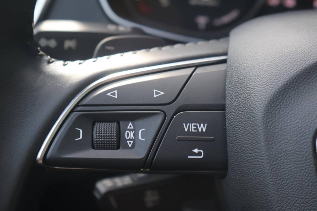 Audi Q5 Audi Q5 50 S-Line TFSI e Quattro 299pk SoH 93% | Stoelverwarming | Cruise | LED | Navigatie | Climate | Trekhaak