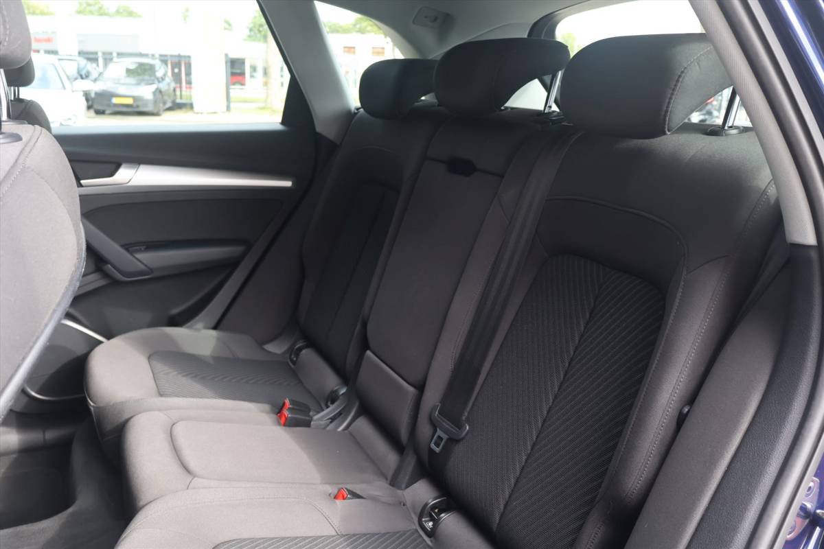Audi Q5 Audi Q5 50 S-Line TFSI e Quattro 299pk SoH 93% | Stoelverwarming | Cruise | LED | Navigatie | Climate | Trekhaak