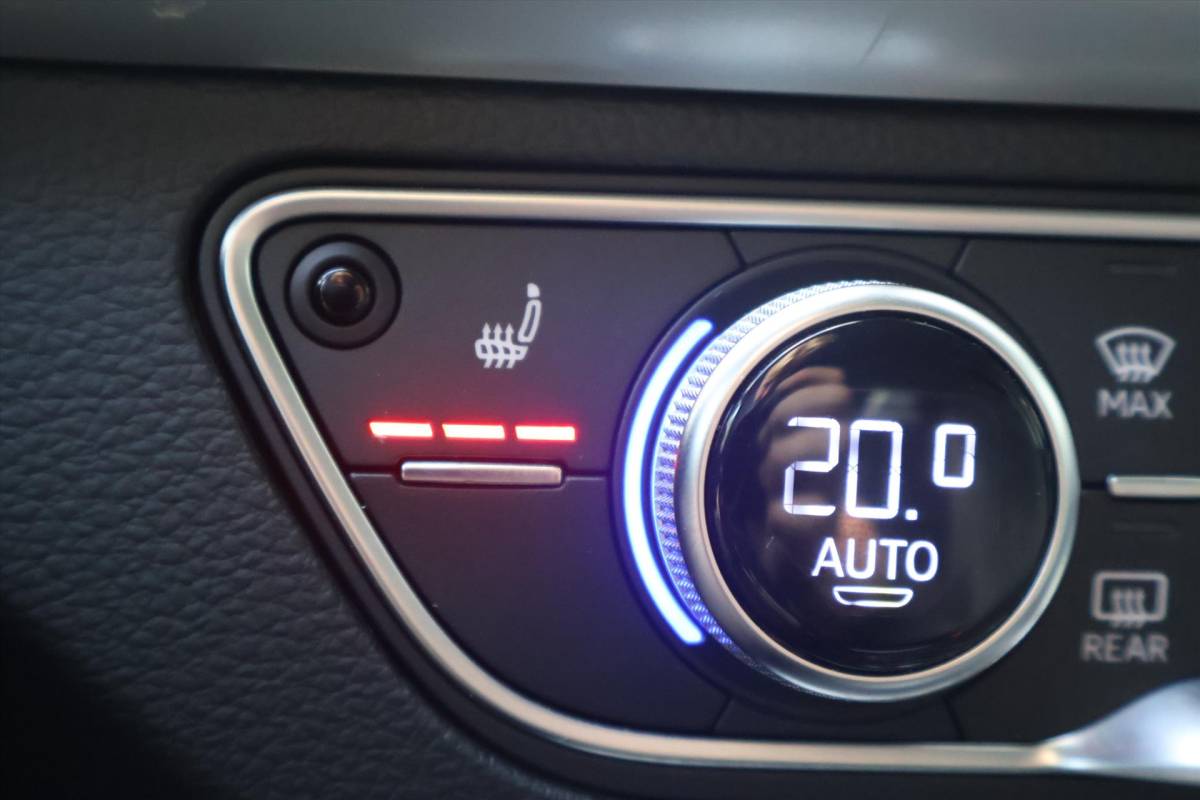 Audi Q5 Audi Q5 50 S-Line TFSI e Quattro 299pk SoH 93% | Stoelverwarming | Cruise | LED | Navigatie | Climate | Trekhaak