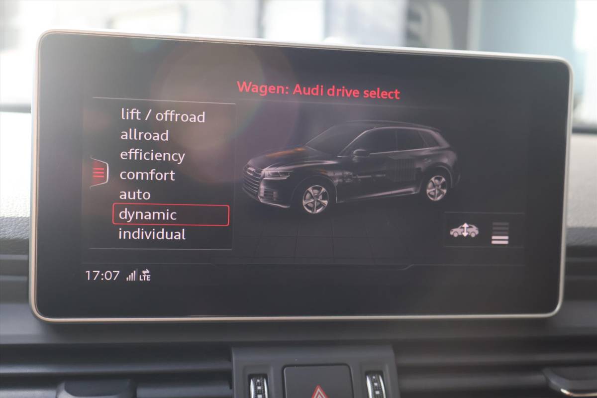 Audi Q5 Audi Q5 50 S-Line TFSI e Quattro 299pk SoH 93% | Stoelverwarming | Cruise | LED | Navigatie | Climate | Trekhaak