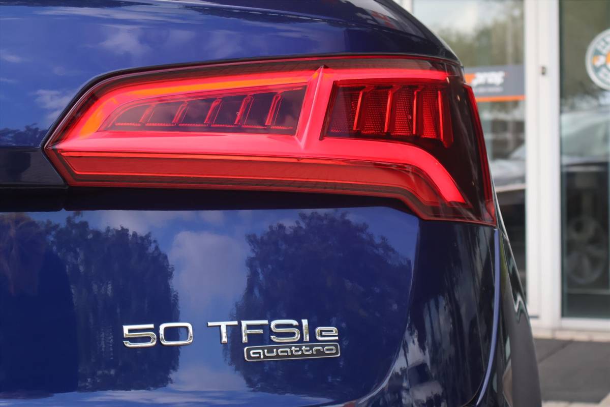 Audi Q5 Audi Q5 50 S-Line TFSI e Quattro 299pk SoH 93% | Stoelverwarming | Cruise | LED | Navigatie | Climate | Trekhaak