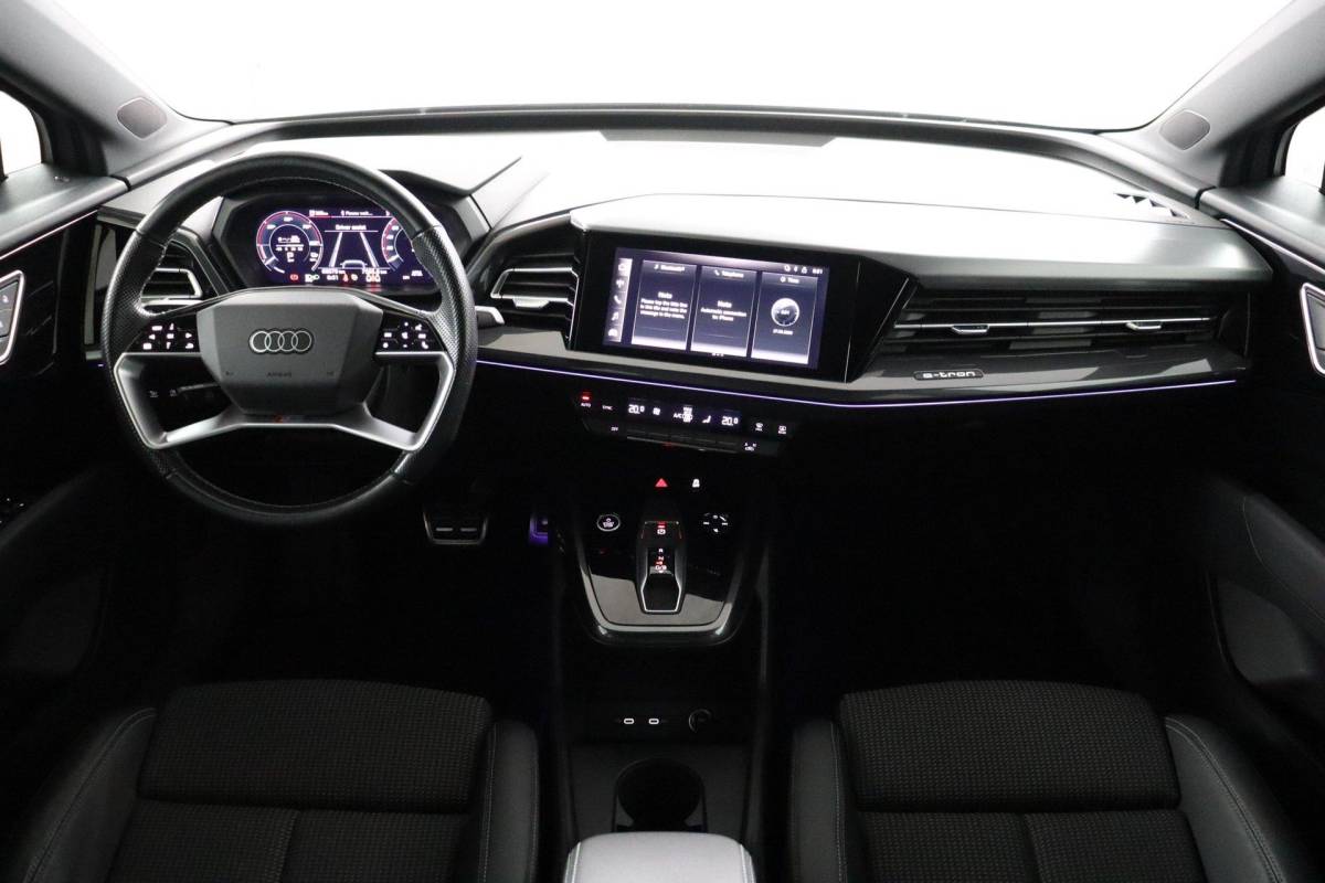 Audi Q4 e-tron Audi Q4 e-tron 35 Launch edition 55 kWh |ACC|Sfeerverlichting|S-Line