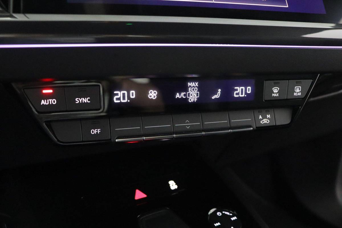 Audi Q4 e-tron Audi Q4 e-tron 35 Launch edition 55 kWh |ACC|Sfeerverlichting|S-Line