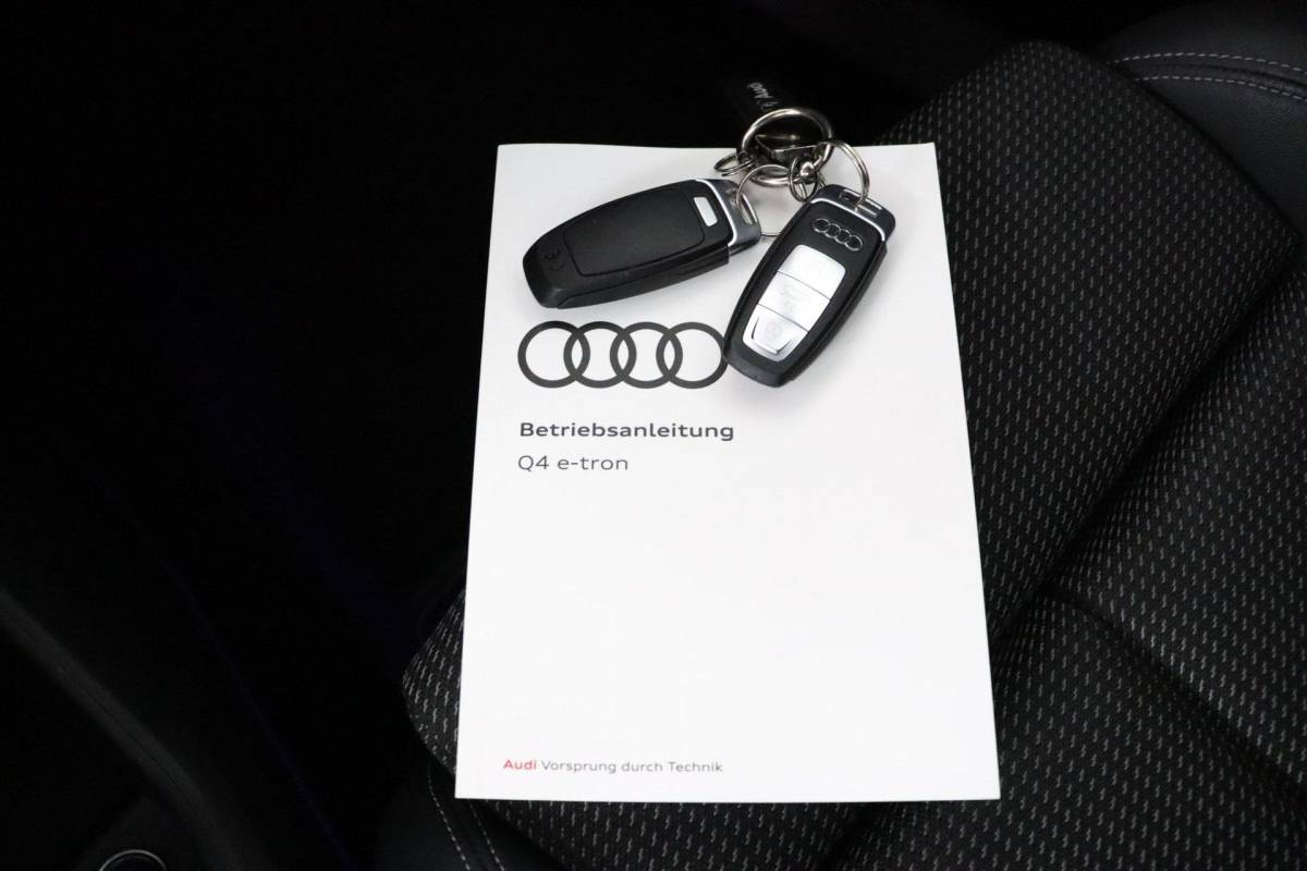 Audi Q4 e-tron Audi Q4 e-tron 35 Launch edition 55 kWh |ACC|Sfeerverlichting|S-Line