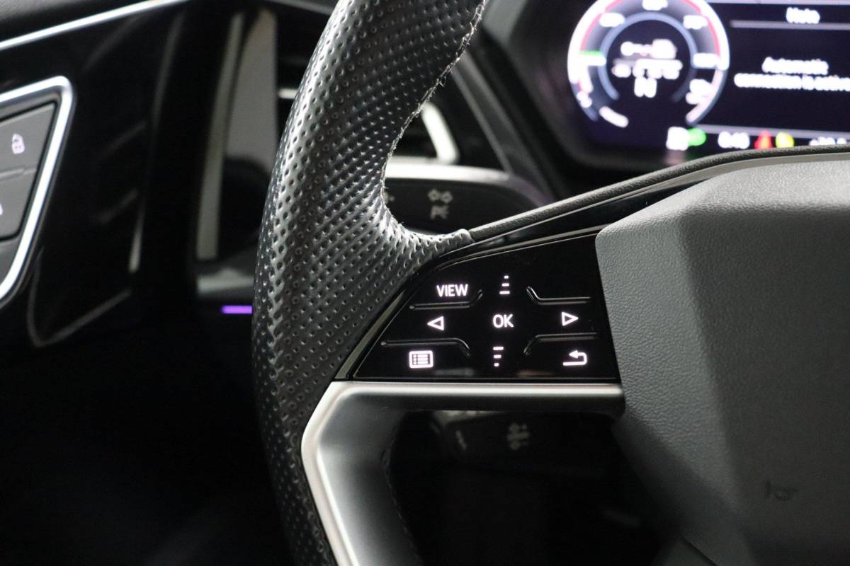 Audi Q4 e-tron Audi Q4 e-tron 35 Launch edition 55 kWh |ACC|Sfeerverlichting|S-Line