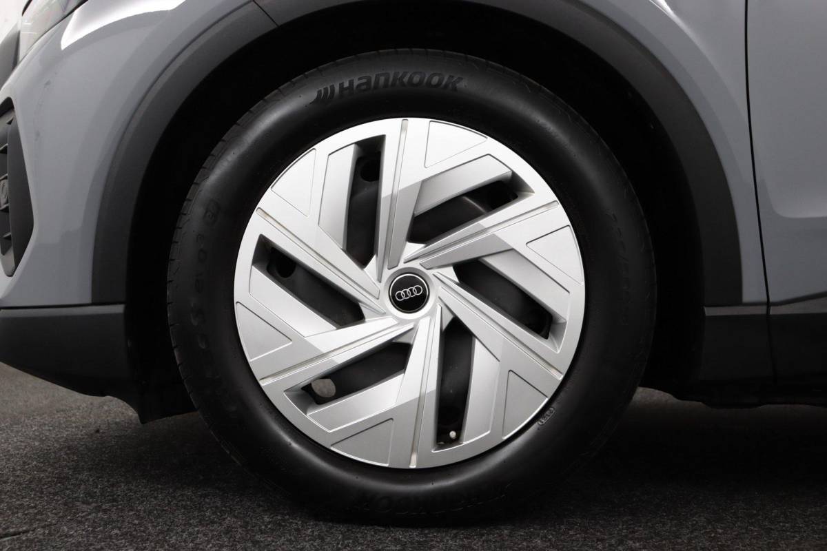 Audi Q4 e-tron Audi Q4 e-tron 35 Launch edition 55 kWh |ACC|Sfeerverlichting|S-Line