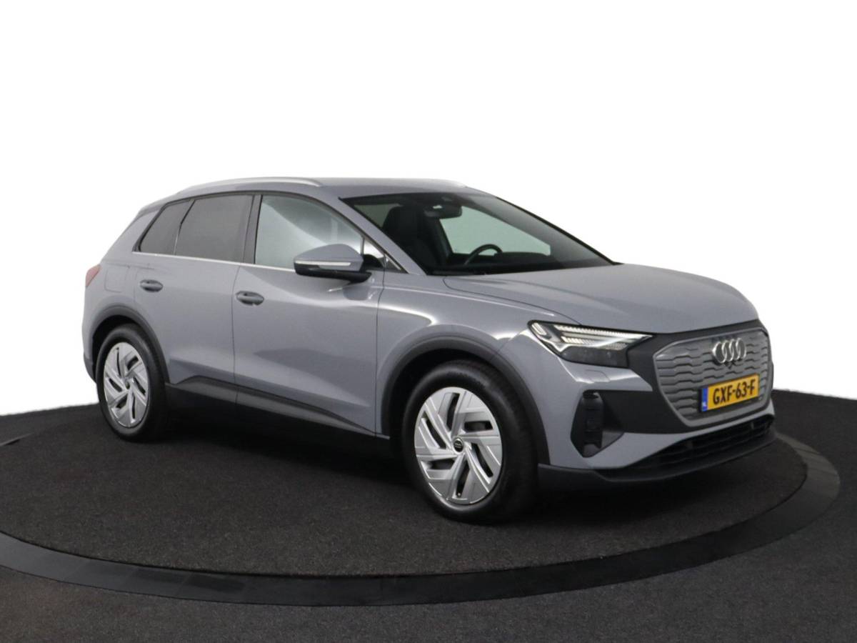 Audi Q4 e-tron Audi Q4 e-tron 35 Launch edition 55 kWh |ACC|Sfeerverlichting|S-Line