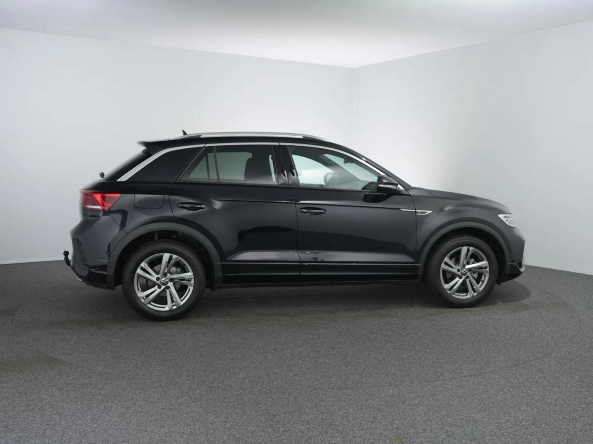 Volkswagen T-Roc Volkswagen T-Roc 1.5 TSI R-Line Edition Edition | IQ Light | Trekhaak | Camera | ACC | Ergo-active 2025 km 29.000 Nap