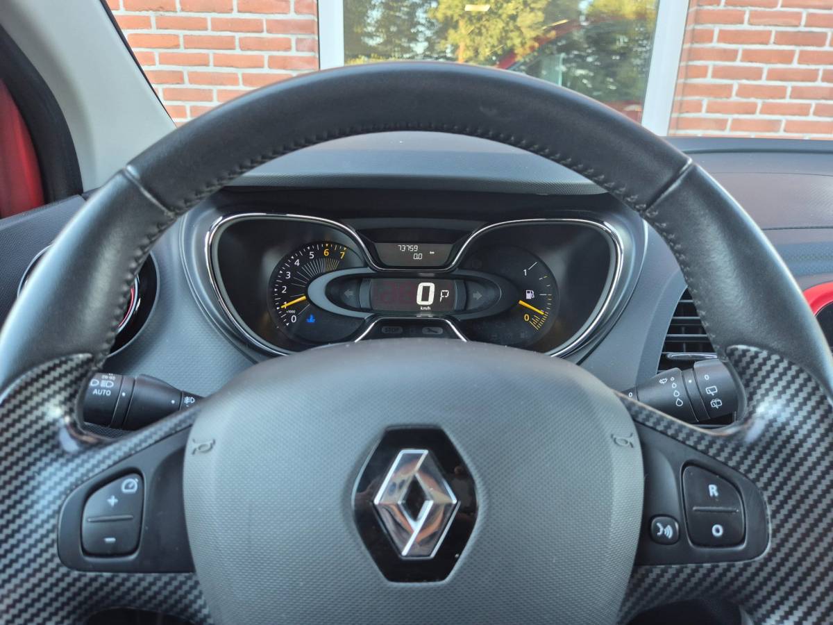 Renault Captur Renault Captur 1.2 TCe Xmod 118PK 5drs AUTOMAAT clima, cruise, navi, pcd, camera, trekhaak, keyless, stoelverw