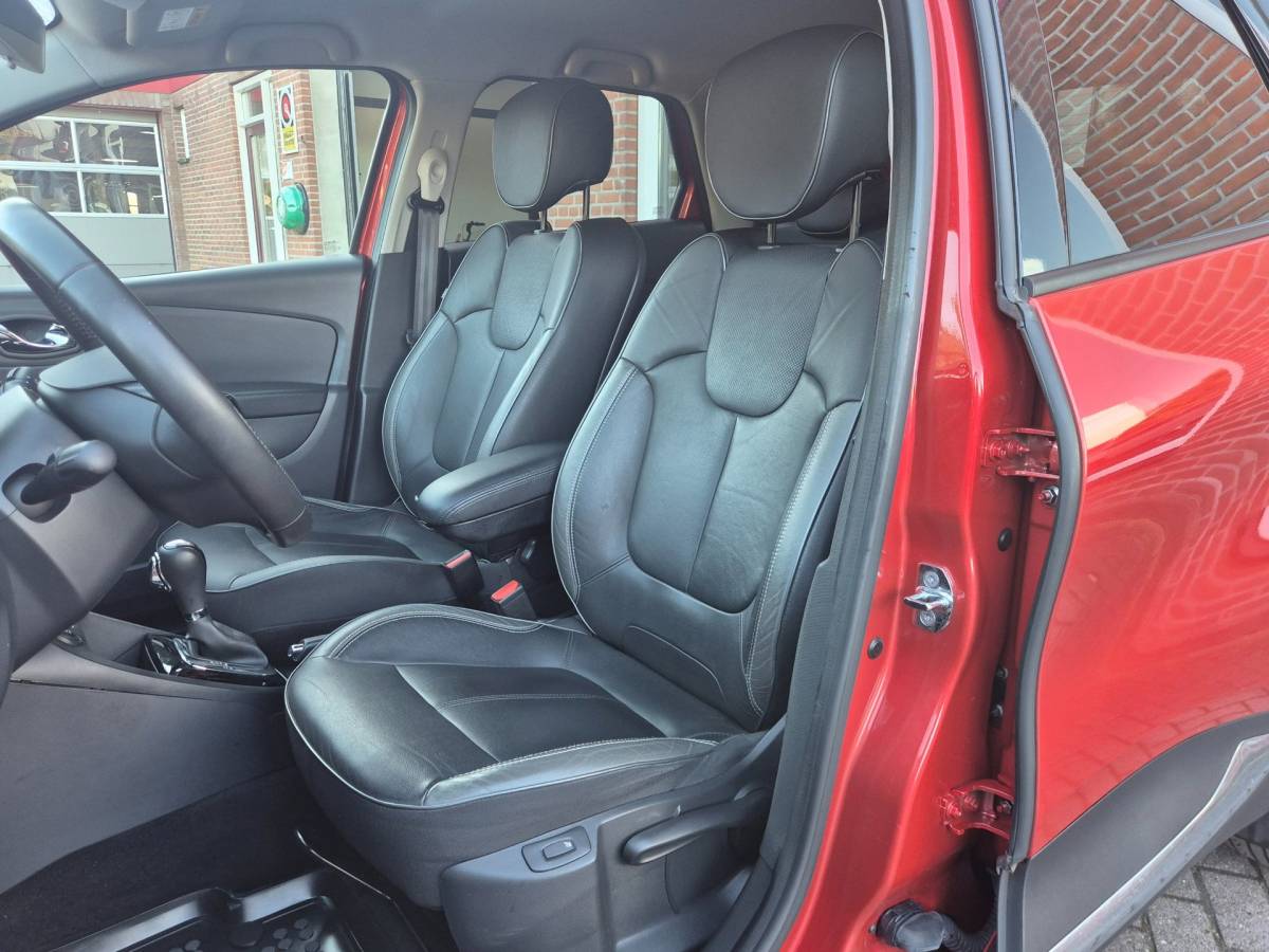 Renault Captur Renault Captur 1.2 TCe Xmod 118PK 5drs AUTOMAAT clima, cruise, navi, pcd, camera, trekhaak, keyless, stoelverw