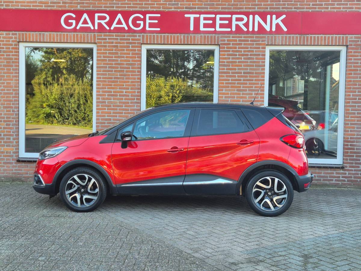 Renault Captur Renault Captur 1.2 TCe Xmod 118PK 5drs AUTOMAAT clima, cruise, navi, pcd, camera, trekhaak, keyless, stoelverw