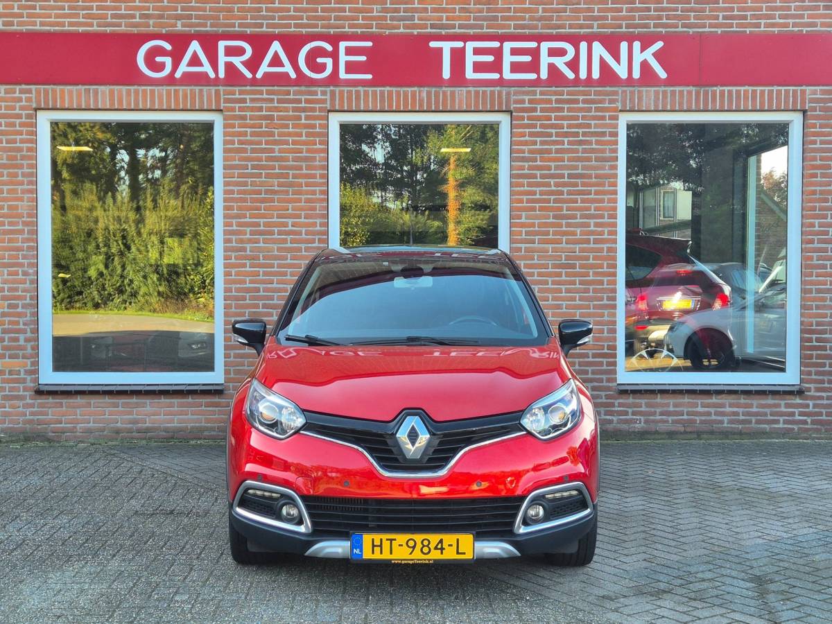 Renault Captur Renault Captur 1.2 TCe Xmod 118PK 5drs AUTOMAAT clima, cruise, navi, pcd, camera, trekhaak, keyless, stoelverw