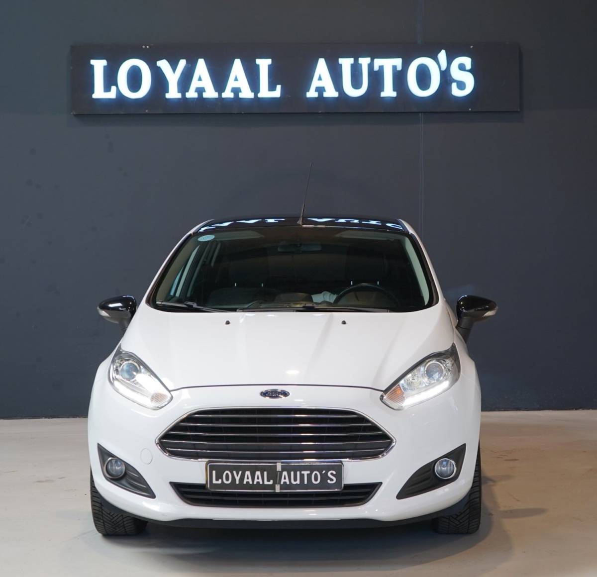 Ford Fiesta Ford Fiesta 1.0 White Edition | AIRCO | TREKHAAK | ELEK.RAMEN | NAP |APK.