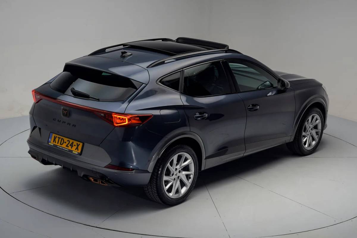 CUPRA Formentor CUPRA Formentor 1.4 e-Hybrid Business Edition Aut [ Panorama LED Adapt.cruise ]
