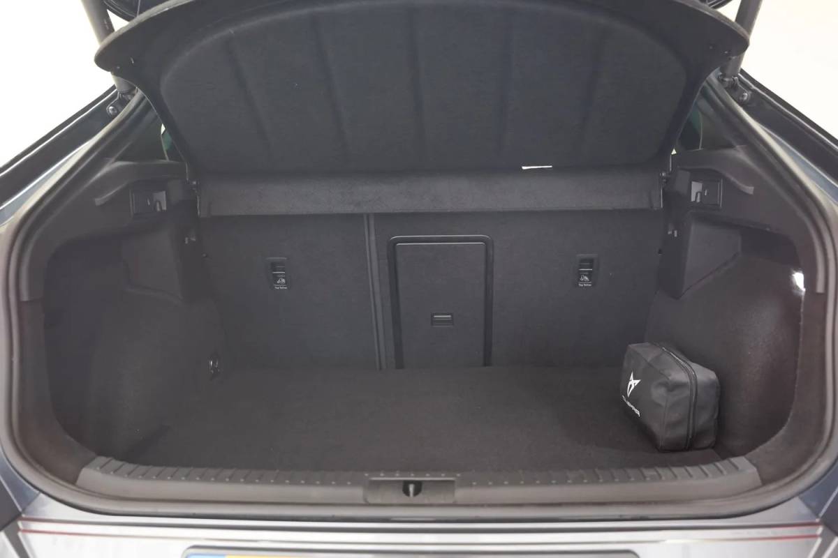 CUPRA Formentor CUPRA Formentor 1.4 e-Hybrid Business Edition Aut [ Panorama LED Adapt.cruise ]