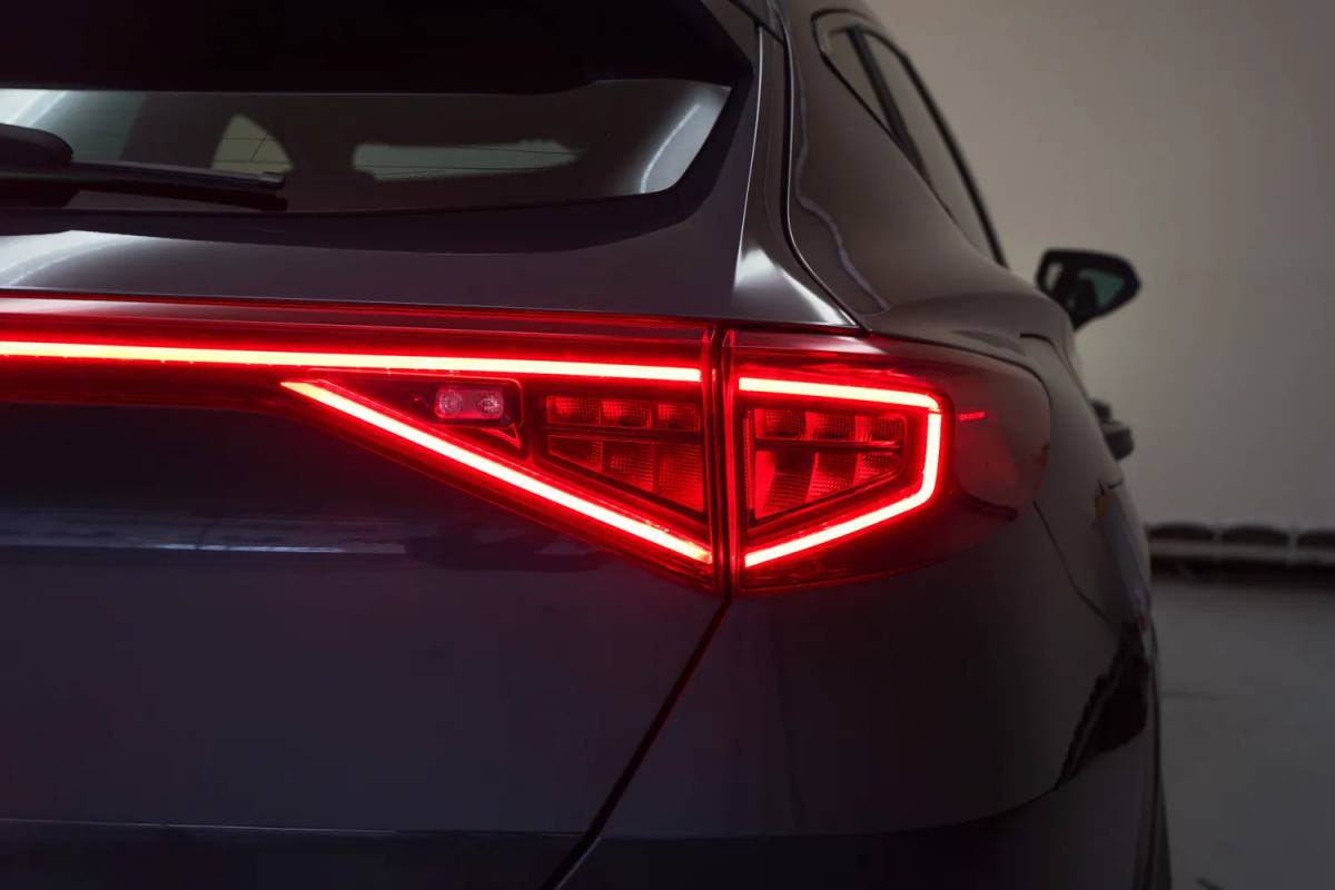 CUPRA Formentor CUPRA Formentor 1.4 e-Hybrid Business Edition Aut [ Panorama LED Adapt.cruise ]