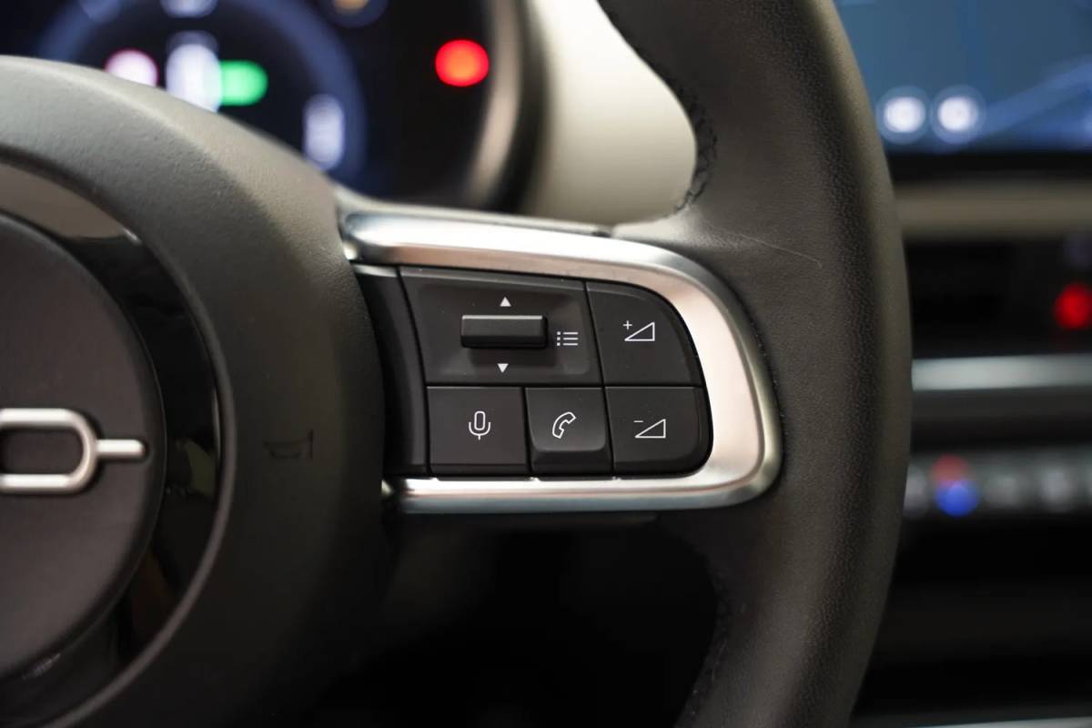Fiat 600e Fiat 600e La Prima 54 kWh [ Navi Camera Apple / Android Leder Stoelverwarming ]