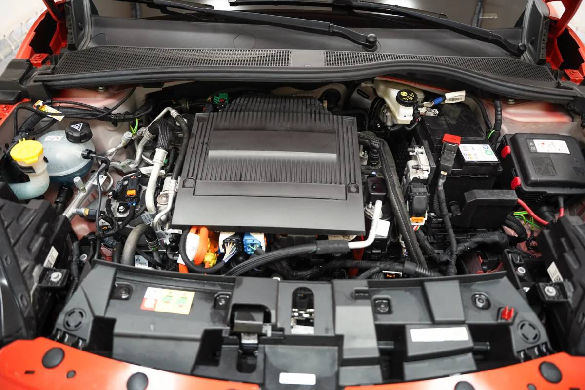 Fiat 600e Fiat 600e La Prima 54 kWh [ Navi Camera Apple / Android Leder Stoelverwarming ]