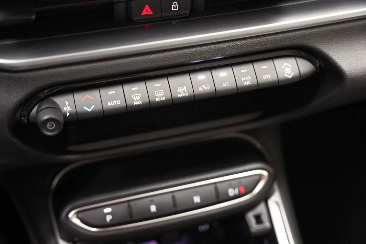 Fiat 600e Fiat 600e La Prima 54 kWh [ Navi Camera Apple / Android Leder Stoelverwarming ]