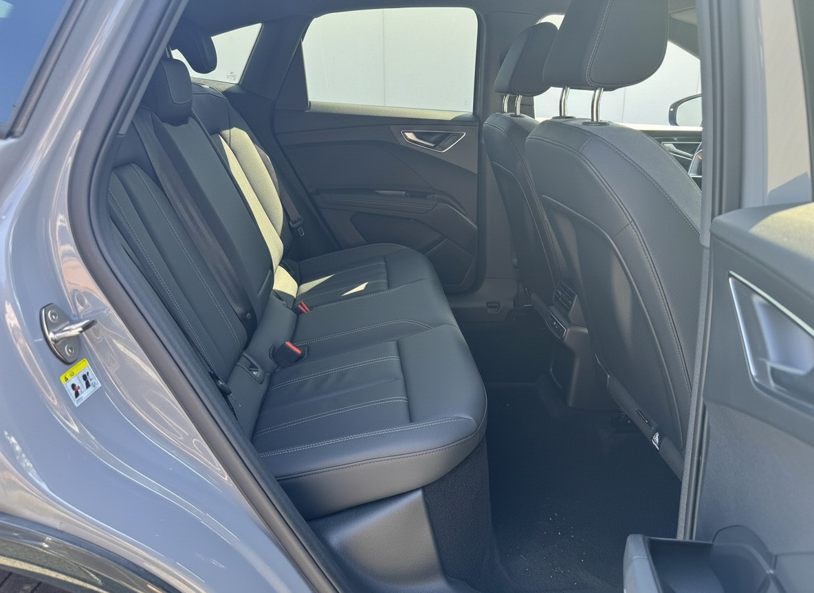 Audi Q4 Sportback e-tron Audi Q4 Sportback E-TRON 35 EDITION 55 kWh 170PK LEDER/VIRTUAL/NAVI  EL KLEP