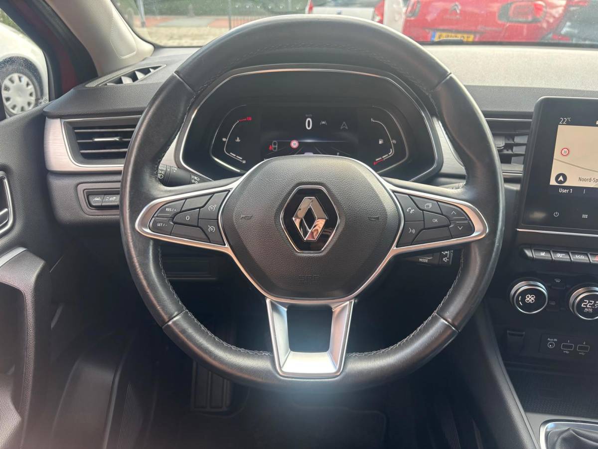 Renault Captur Renault Captur 1.0 TCe 100 Edition One|Keyless|Trekhaak|Carplay|Dealer onderhouden|