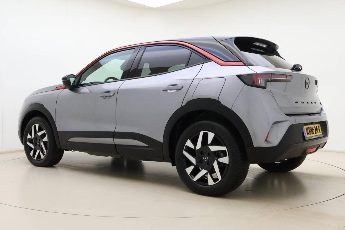 Opel Mokka-e Opel Mokka-e GS Line 50-kWh | 3-fase | Camera | Apple Carplay/Android Auto | 17″ LM Velgen | Park Pilot | All Season |