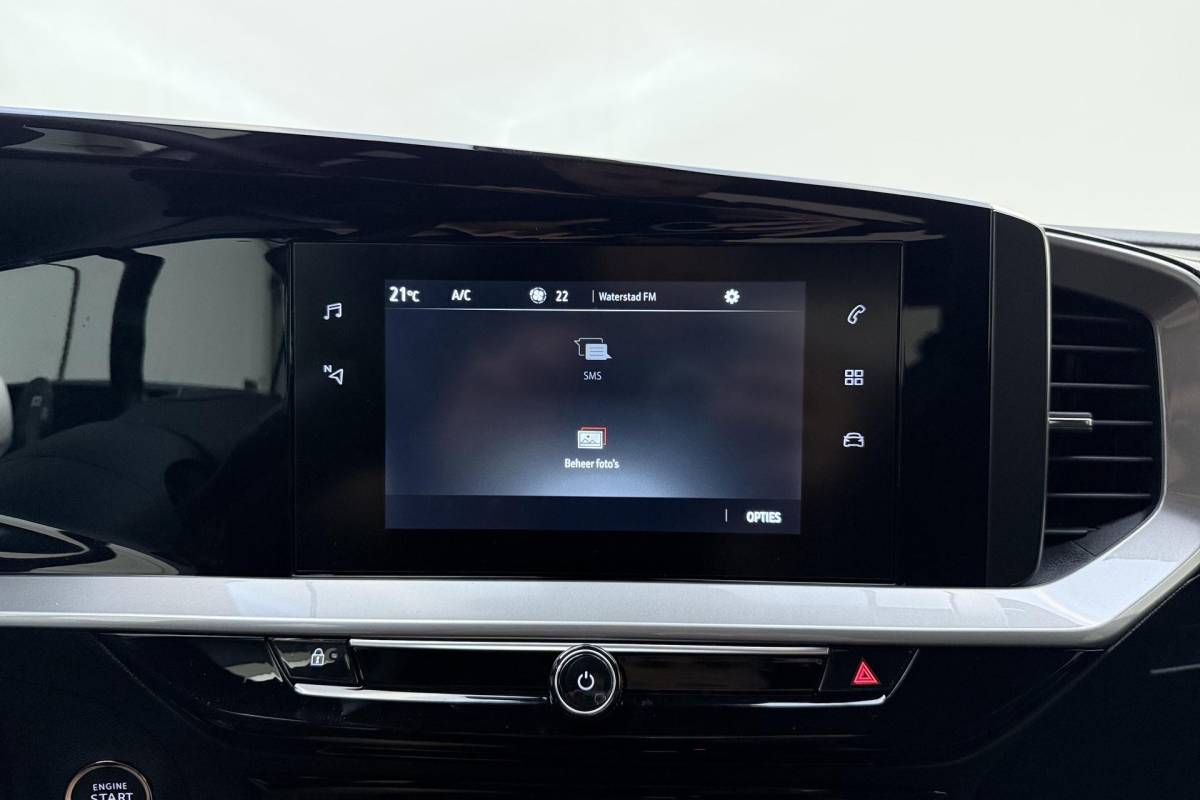 Opel Mokka-e Opel Mokka-e GS Line 50-kWh | 3-fase | Camera | Apple Carplay/Android Auto | 17″ LM Velgen | Park Pilot | All Season |