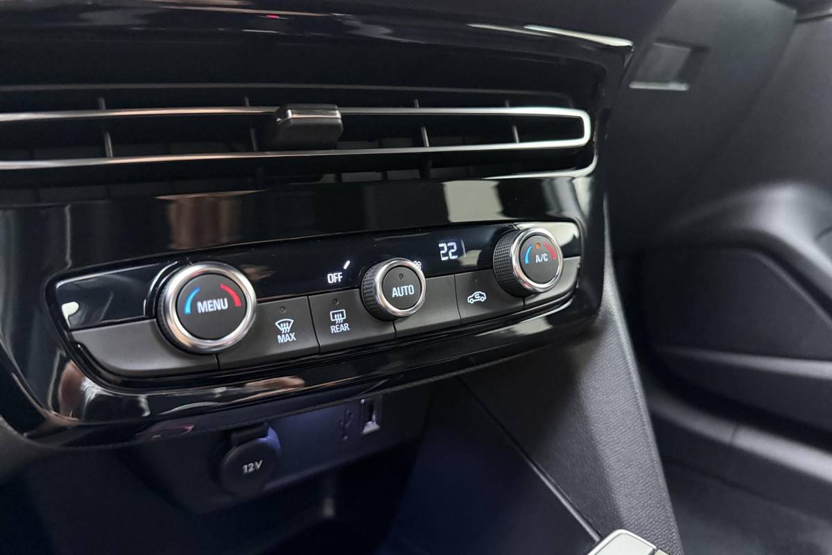 Opel Mokka-e Opel Mokka-e GS Line 50-kWh | 3-fase | Camera | Apple Carplay/Android Auto | 17″ LM Velgen | Park Pilot | All Season |