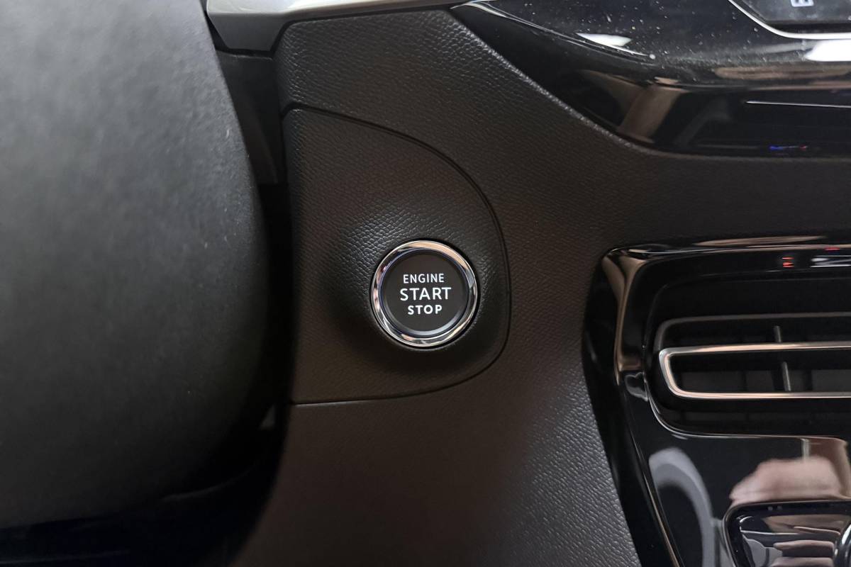Opel Mokka-e Opel Mokka-e GS Line 50-kWh | 3-fase | Camera | Apple Carplay/Android Auto | 17″ LM Velgen | Park Pilot | All Season |