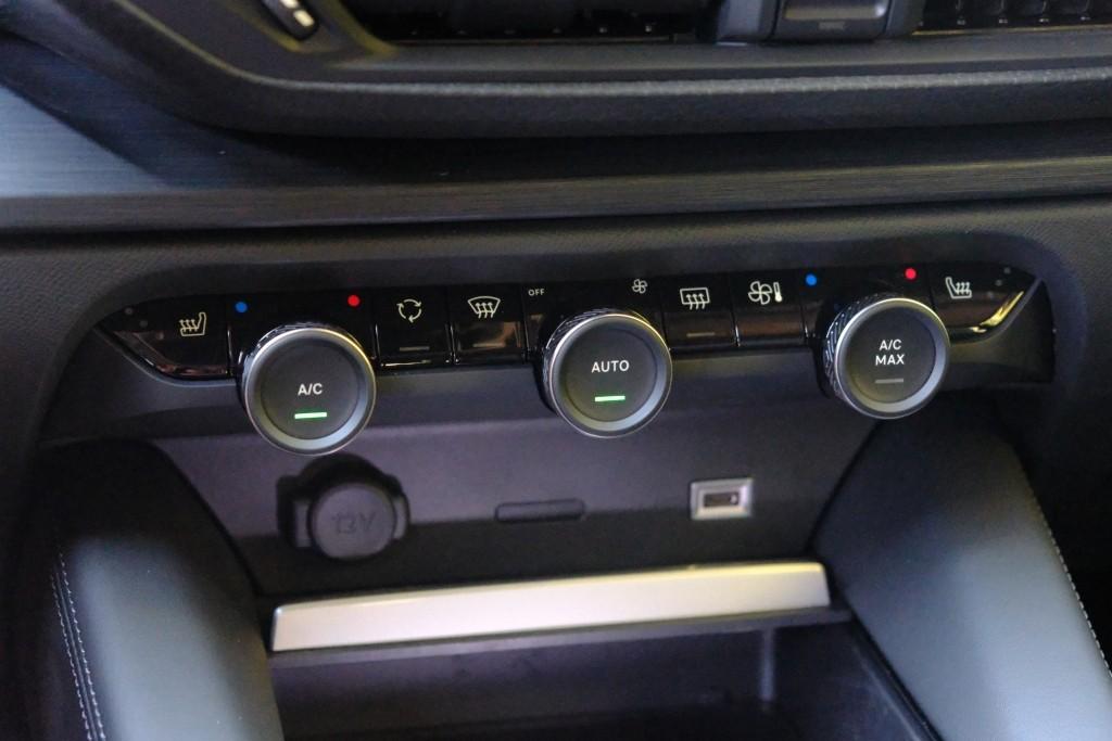 Citroën C5 X Citroen C5 X 1.6 Plug-in Hybrid 225pk EAT8 Shine | Private Lease vanaf € 529,- p.m.