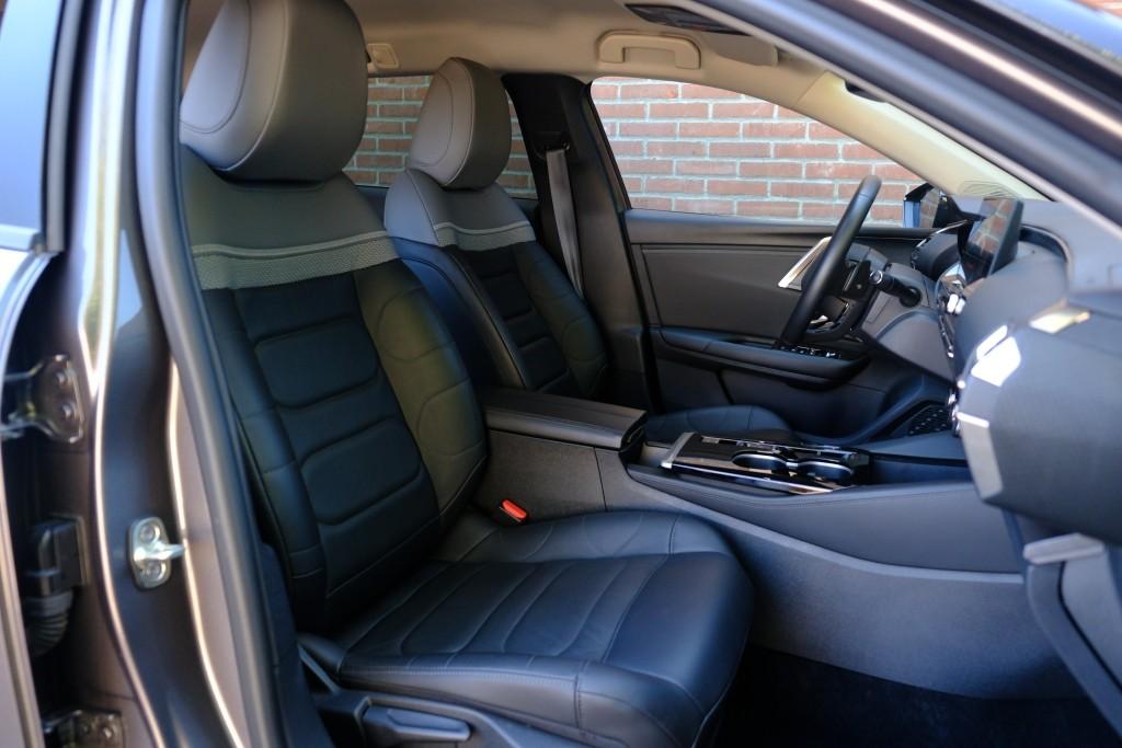 Citroën C5 X Citroen C5 X 1.6 Plug-in Hybrid 225pk EAT8 Shine | Private Lease vanaf € 529,- p.m.